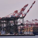 CNNi: Μια εβδομάδα πολέμου στη Μέση Ανατολή – Απειλή για την ενέργεια και τις εφοδιαστικές αλυσίδες