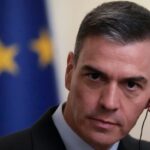 Από τον Τραμπ στην Κεντροδεξιά: Ο Σάντσεθ «ταράζει» ξανά το ΠΑΣΟΚ στη «σκιά» του πολέμου στο Ιράν