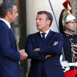 Τηλεφωνική επικοινωνία Μητσοτάκη – Μακρόν για Ιράν, Κύπρο, Λίβανο: Σε συντονισμό για τις εξελίξεις