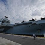 Βρετανικό αεροπλανοφόρο ετοιμάζεται για πιθανή ανάπτυξη στη Μέση Ανατολή