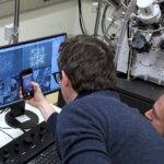 Επιστήμονες δημιούργησαν τον μικρότερο QR κώδικα του κόσμου, που δεν είναι ορατός με γυμνό μάτι