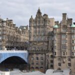 Συναγερμός στο Εδιμβούργο για άνδρα με μαχαίρι – Πληροφορίες για τραυματίες